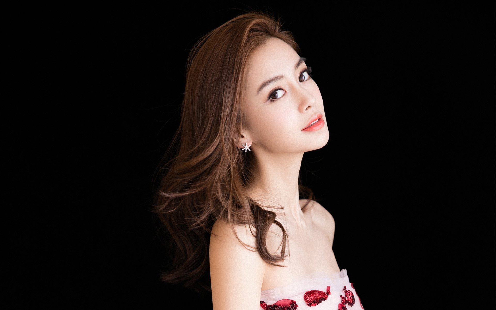 智能设备：让比赛更加公平、更具科技感、更精彩纷呈，智能设备吧