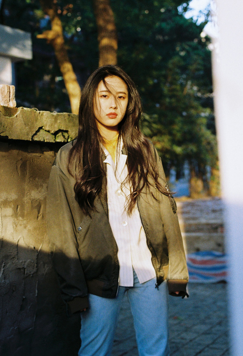 美国队门将穆斯莱拉在巴黎奥运会上展现出高水平的扑救能力，穆莱伊斯梅尔大学