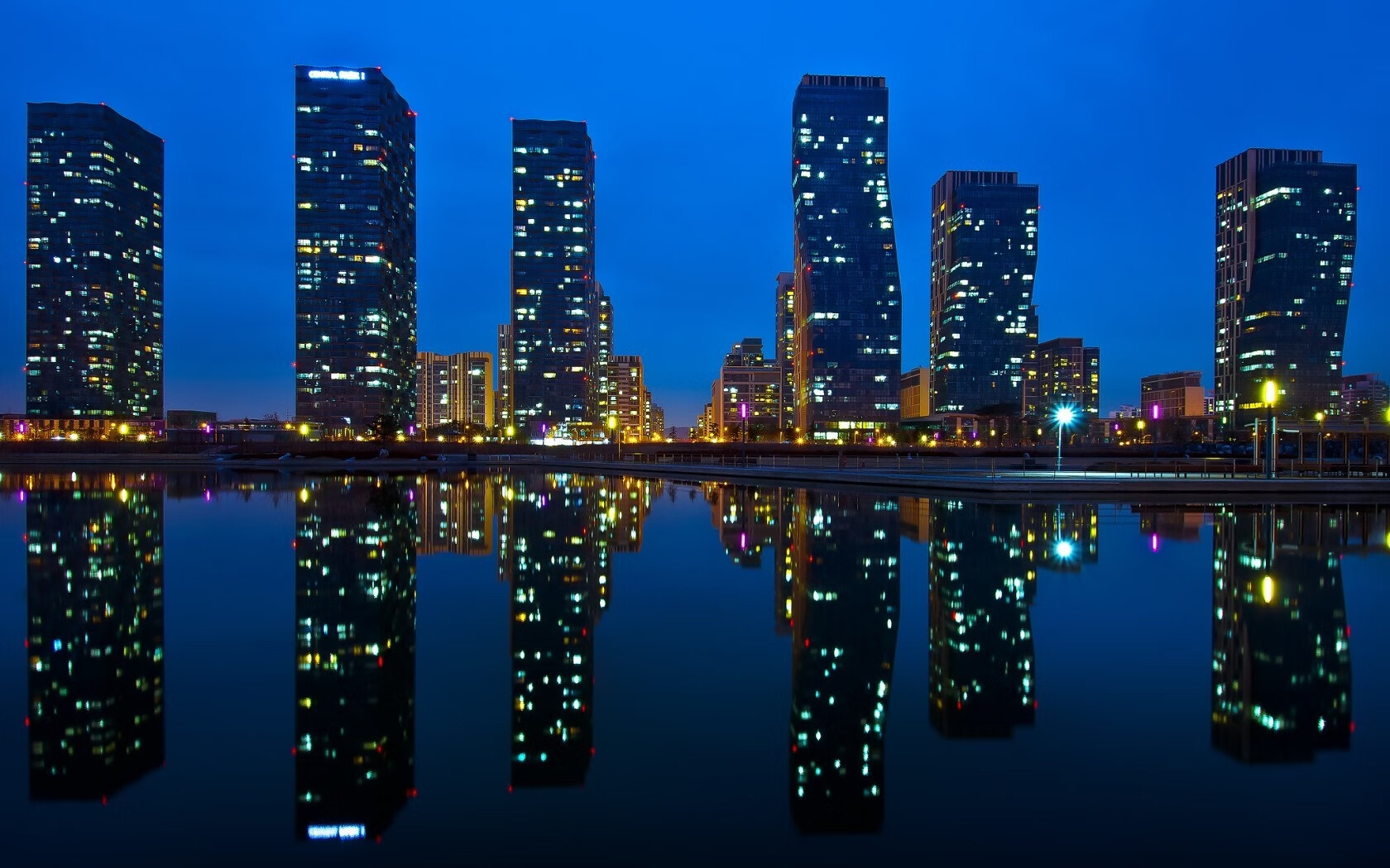 kaiyun体育综合-法甲蓝血豪门：豪门争锋，精彩纷呈，法甲豪门球队