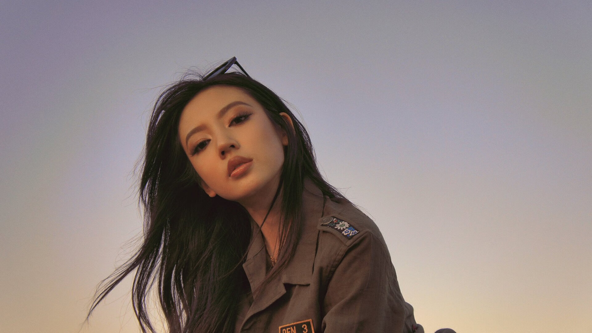 著名球星退役后投身公益持续为青少年篮球注入力量，篮球明星退役